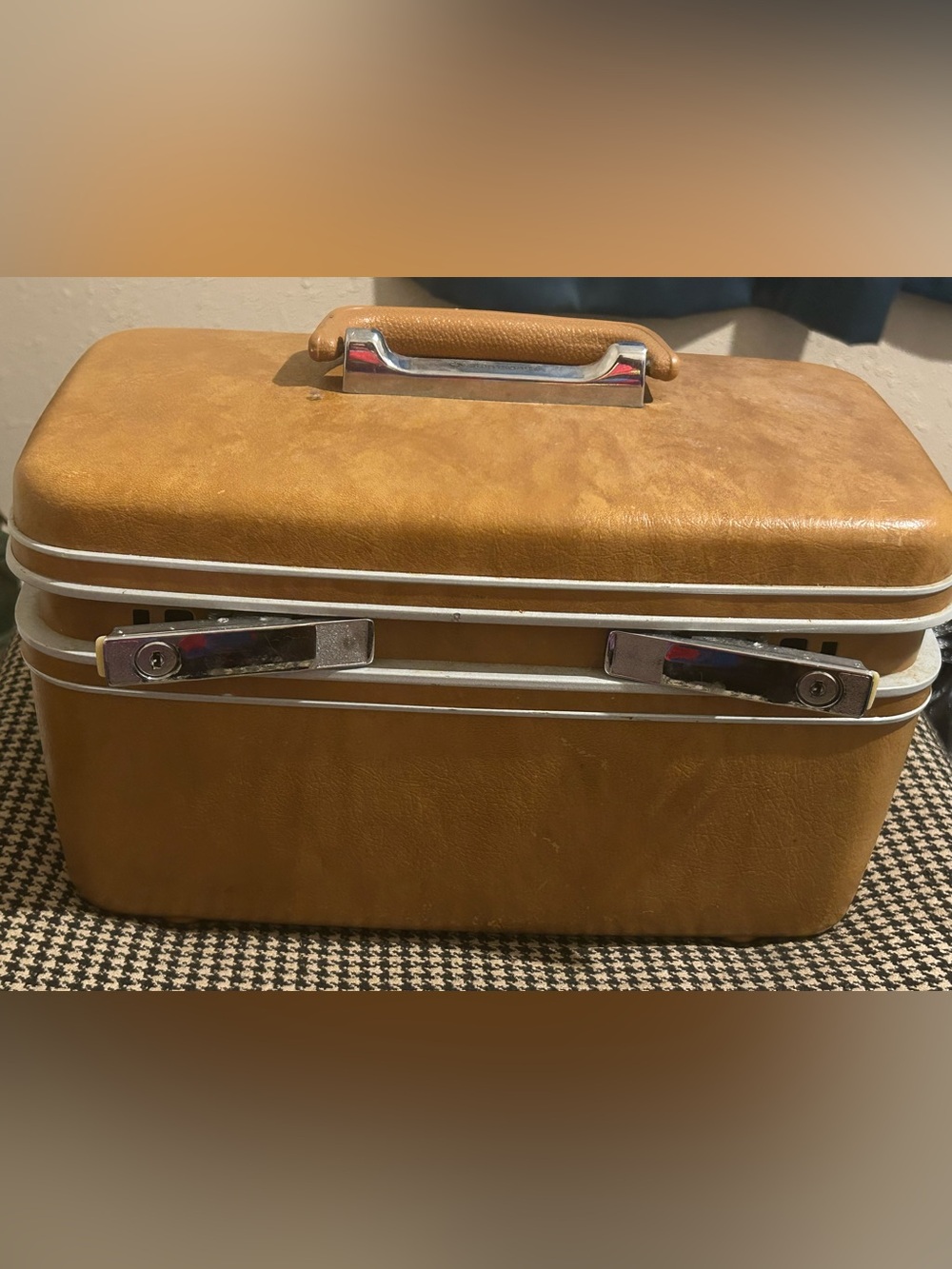 Vtg Samsonite Hardshell Travel Case